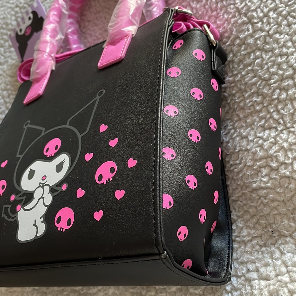 Loungefly x Sanrio Kuromi crossbody bag - Picture 3 of 10
